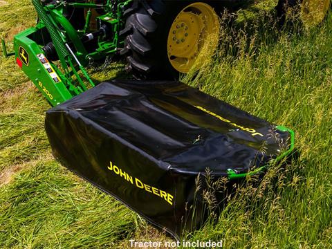 John Deere R200 in Grand Rapids, Minnesota