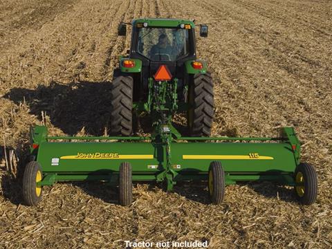 John Deere 115 in Grand Rapids, Minnesota