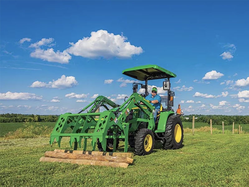 2025 John Deere 3032E in Grand Rapids, Minnesota - Photo 4