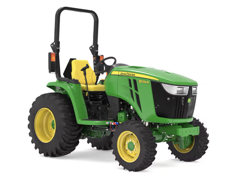 2025 John Deere 3039R eHydro Open Operator Station in Grand Rapids, Minnesota - Photo 2