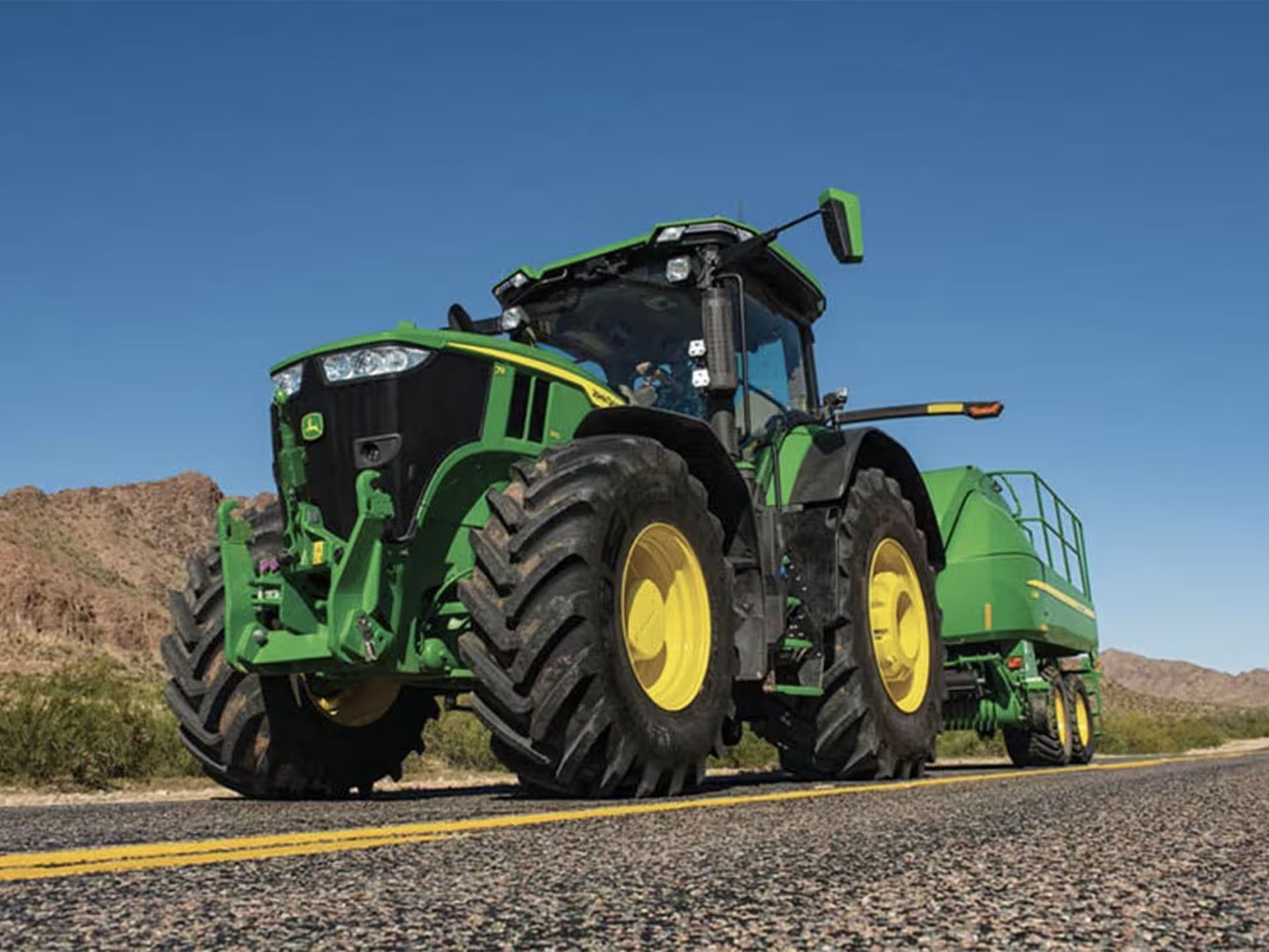 2025 John Deere 7R 310 w/o Receiver in Grand Rapids, Minnesota - Photo 2