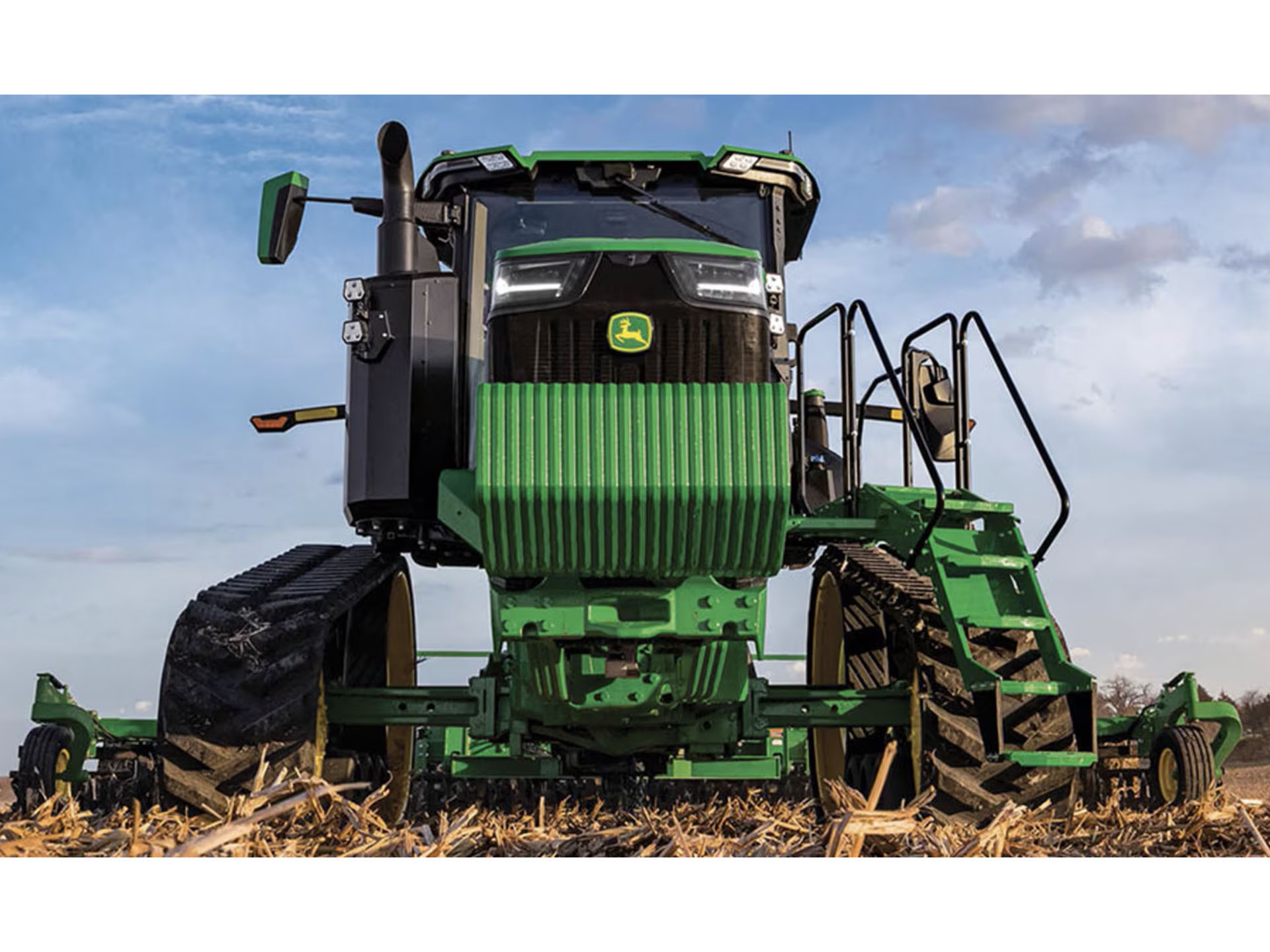 2025 John Deere 8RT 310 w/o Receiver in Grand Rapids, Minnesota - Photo 2