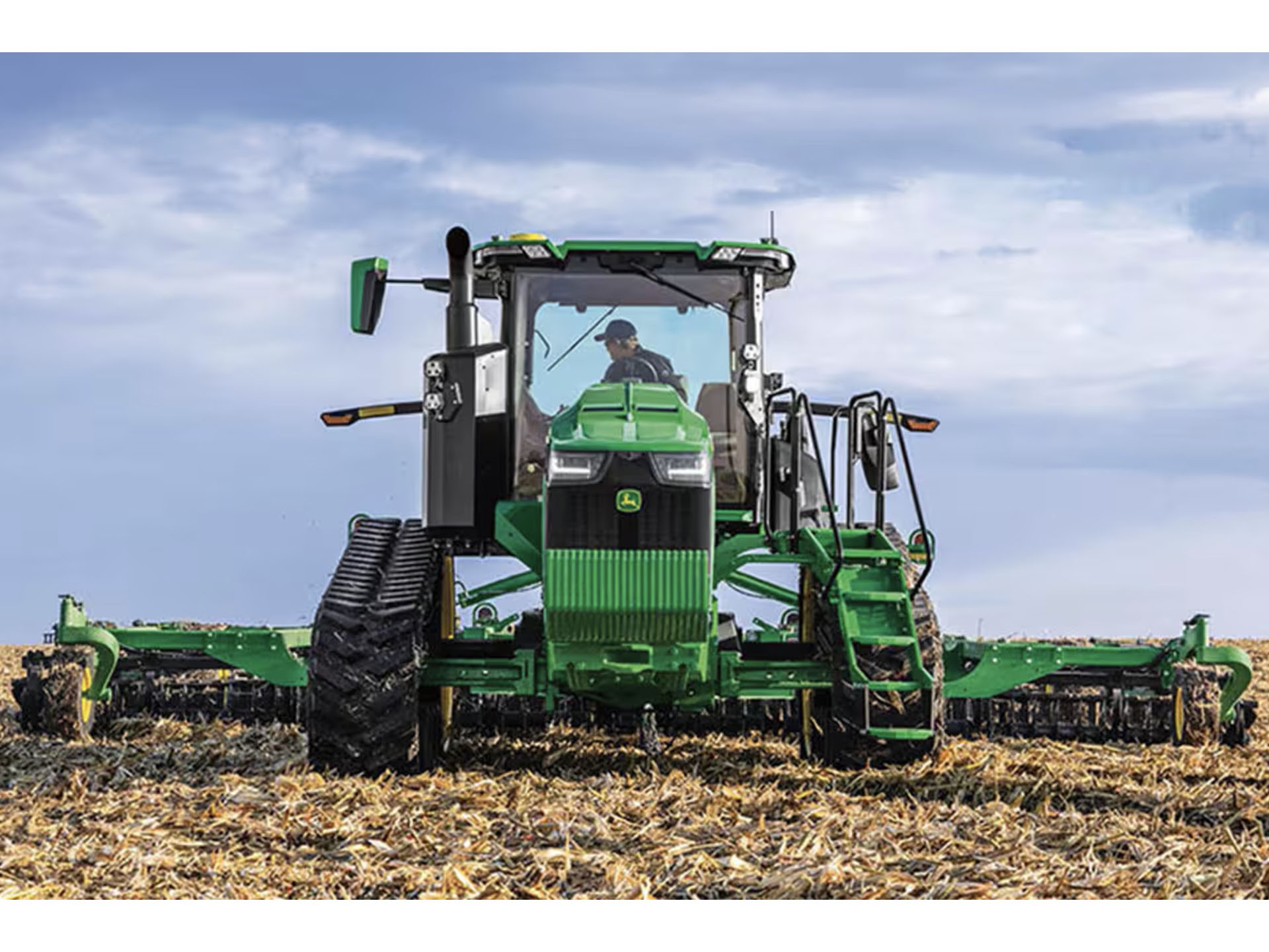 2025 John Deere 8RT 370 w/o Receiver in Grand Rapids, Minnesota - Photo 2