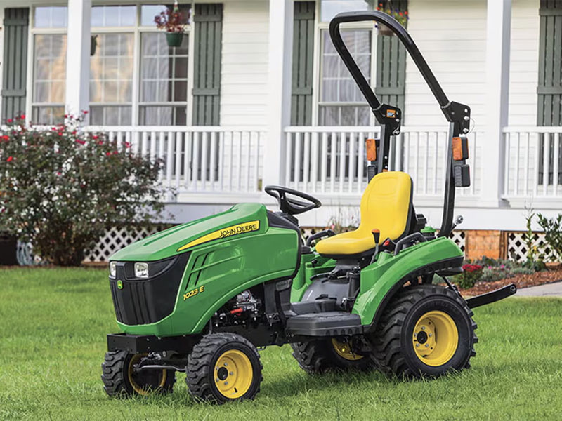 2025 John Deere 1023E in Grand Rapids, Minnesota - Photo 11