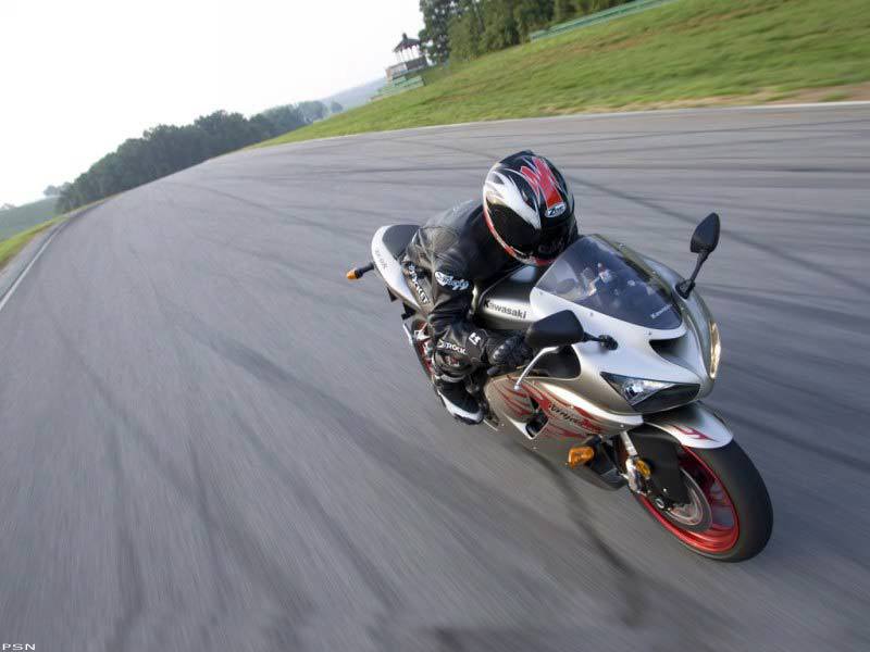 2006 Kawasaki Ninja® ZX-6R 3