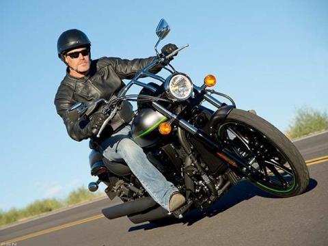 2013 Kawasaki Vulcan® 900 Custom in Foxboro, Massachusetts - Photo 8