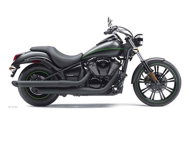 2013 Kawasaki Vulcan® 900 Custom in Foxboro, Massachusetts - Photo 2