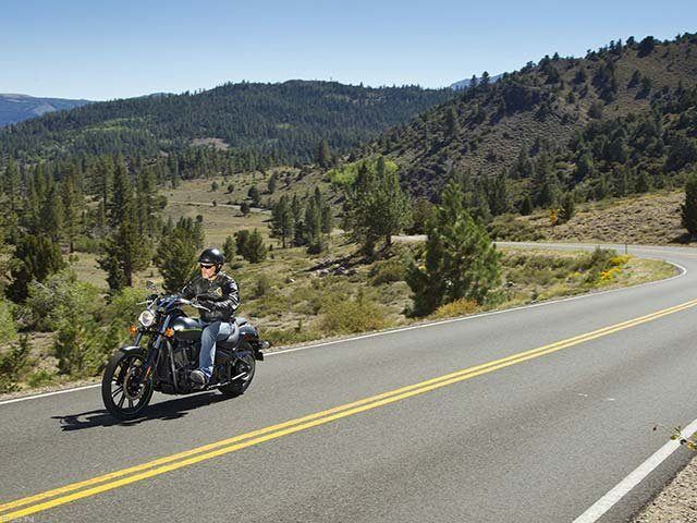 2013 Kawasaki Vulcan® 900 Custom 11