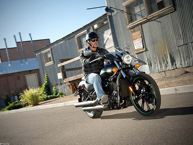 2013 Kawasaki Vulcan® 900 Custom 9