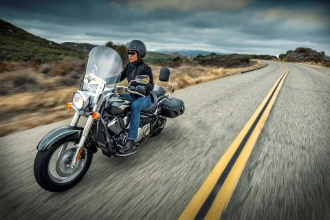 2015 Kawasaki Vulcan® 900 Classic LT in Yankton, South Dakota - Photo 14