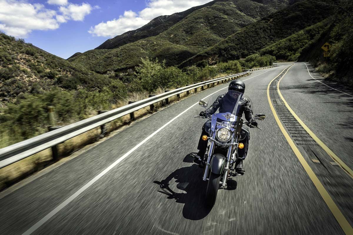 2015 Kawasaki Vulcan® 900 Classic LT in Yankton, South Dakota - Photo 17