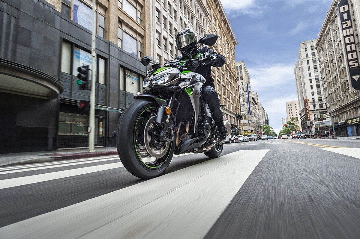 2016 Kawasaki Z1000 ABS in San Antonio, Texas - Photo 30