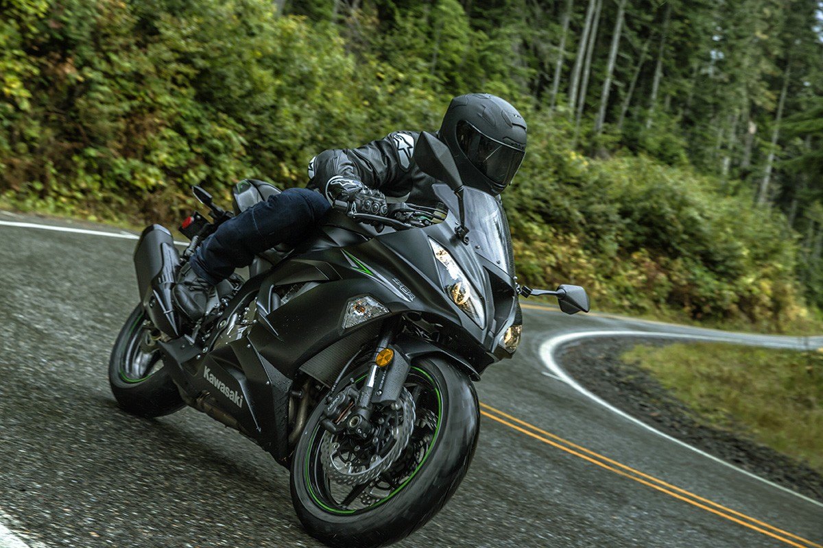 Used 2016 Kawasaki Ninja ZX-6R Metallic Matte Carbon Gray / Flat