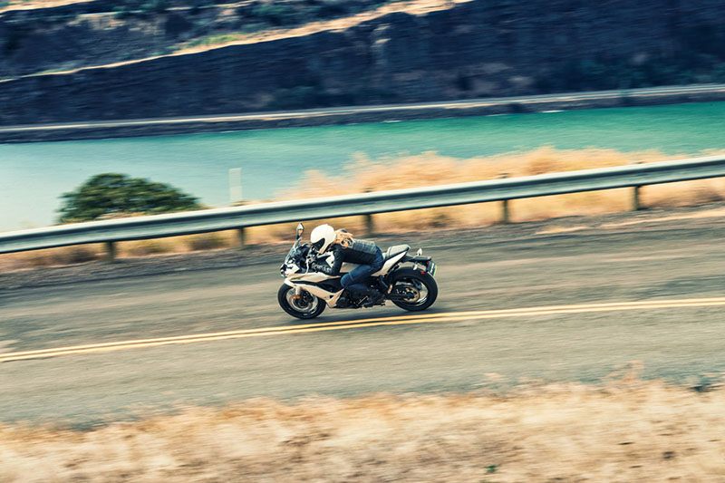 2017 Kawasaki Ninja 650 ABS in Auburn, Massachusetts - Photo 14