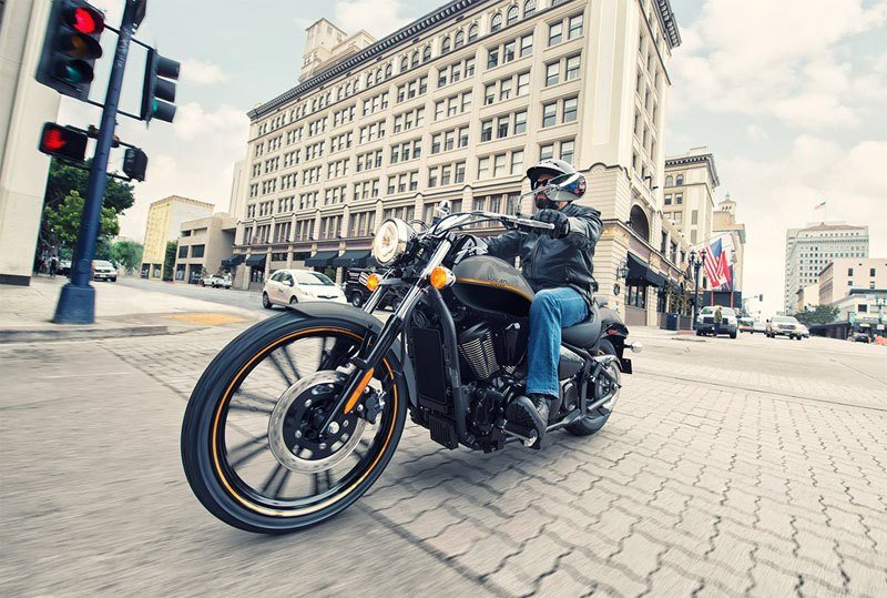 2019 Kawasaki Vulcan 900 Custom 5
