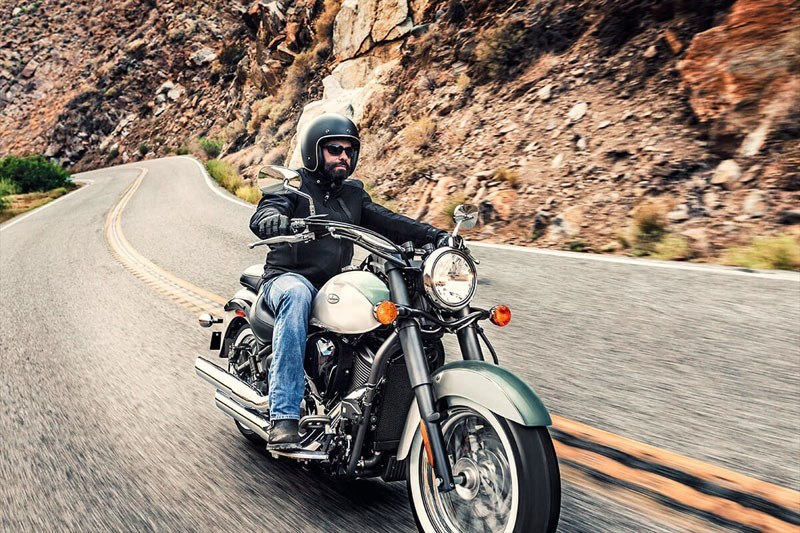 2020 Kawasaki Vulcan 900 Classic 8