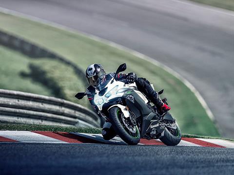 New 2021 Kawasaki Ninja ZX-6R Motorcycles in Lafayette, LA New 2021 Kawasaki Ninja ZX-6R Motorcycles in Lafayette, LA
