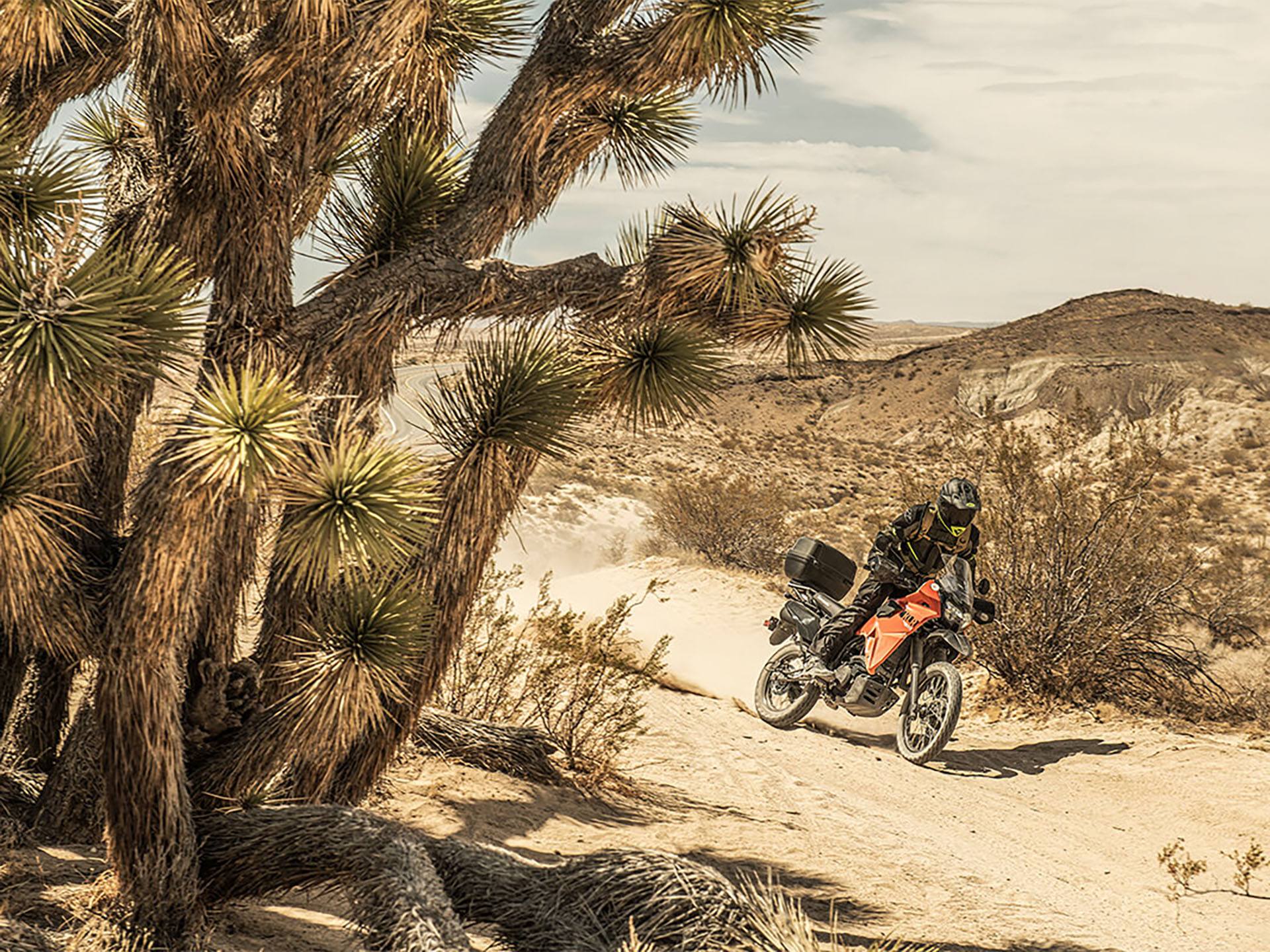 2022 Kawasaki KLR 650 Traveler ABS, USB in Rochester, New York - Photo 8