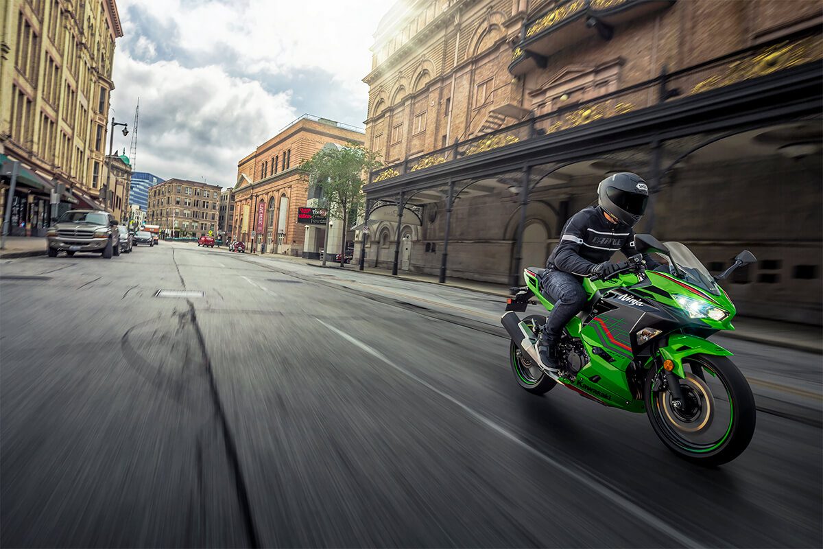 2023 Kawasaki Ninja 400 ABS KRT Edition in Manchester, New Hampshire - Photo 23