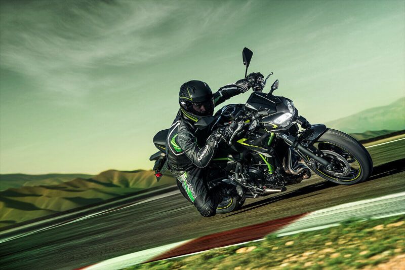 Black&Whiteボストン New 2026 Kawasaki Z900 ABS | Motorcycles in NJ | Pearl Blizzard