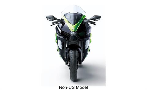 2022 Kawasaki Ninja H2 SX SE in Auburn, Massachusetts - Photo 9
