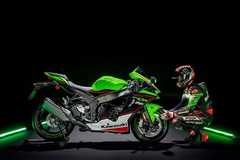 高級ブランド Kawasaki 2022 New Ninja Green Lime Edition KRT ZX-10R 占い