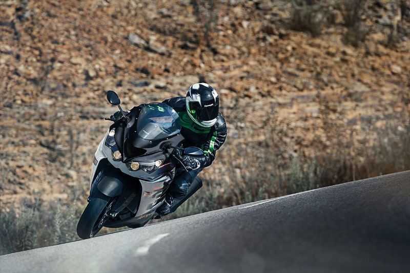 2022 Kawasaki Ninja ZX-14R ABS in Long Island City, New York - Photo 5