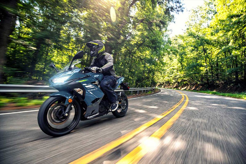 2022 Kawasaki Ninja 400 ABS in Yankton, South Dakota - Photo 7