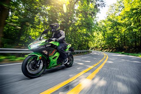 Kawasaki Ninja® ZX™-4R ABS | Motorcycle | Race-Ready Performance