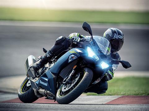 2023 Kawasaki Ninja® ZX™-6R Metallic Matte Twilight Blue