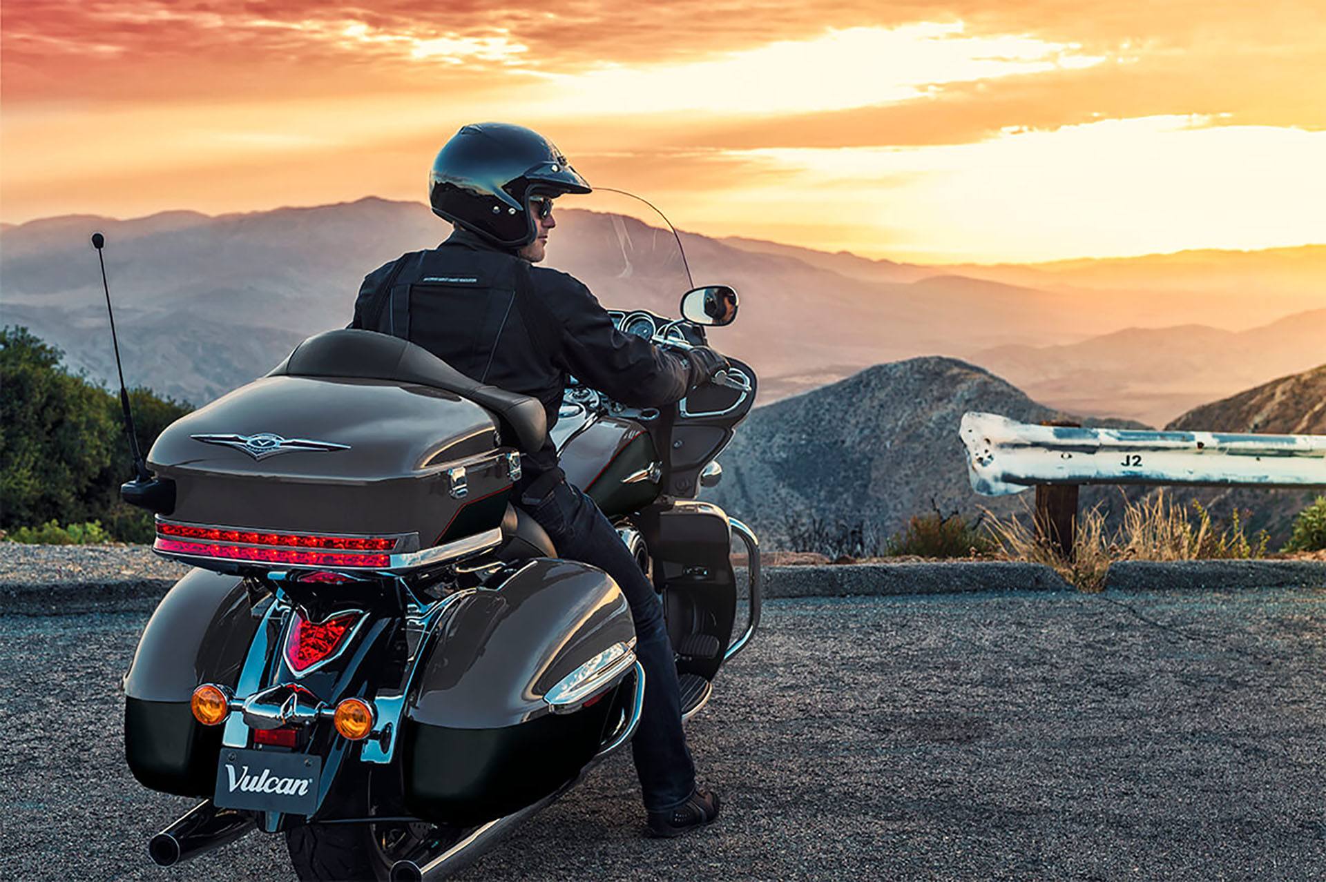 2023 Kawasaki Vulcan 1700 Voyager ABS in Columbia, Missouri - Photo 8