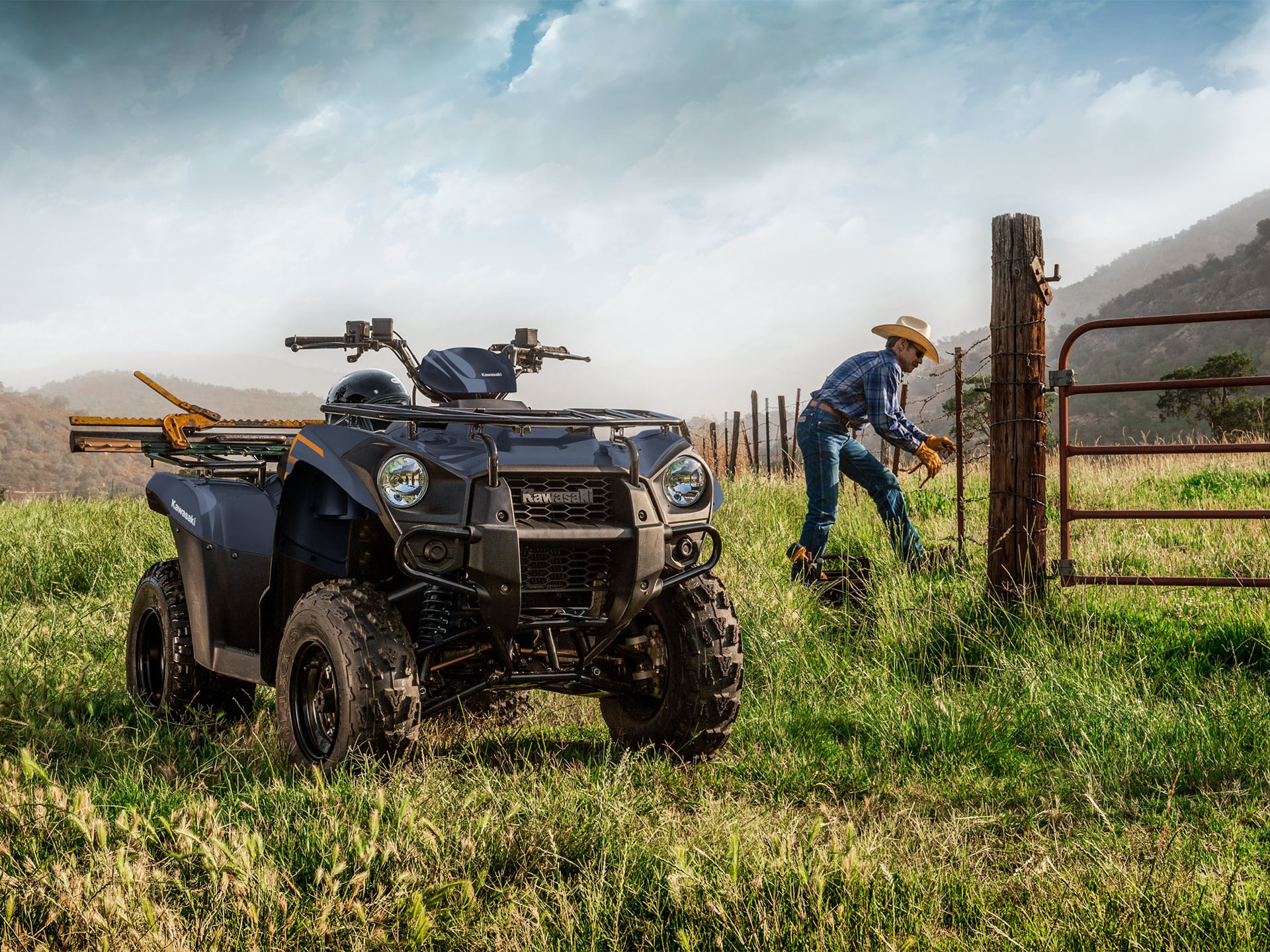 2024 Kawasaki Brute Force 300 in North Bend, Oregon - Photo 8