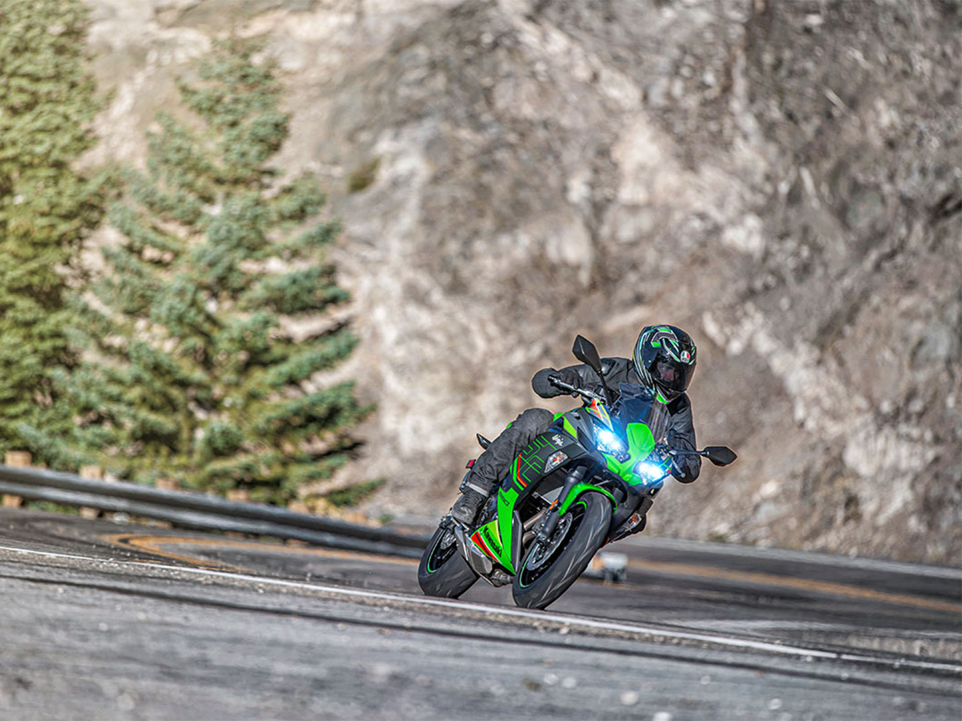 2024 Kawasaki Ninja 650 KRT Edition ABS in Fairview, Utah - Photo 8