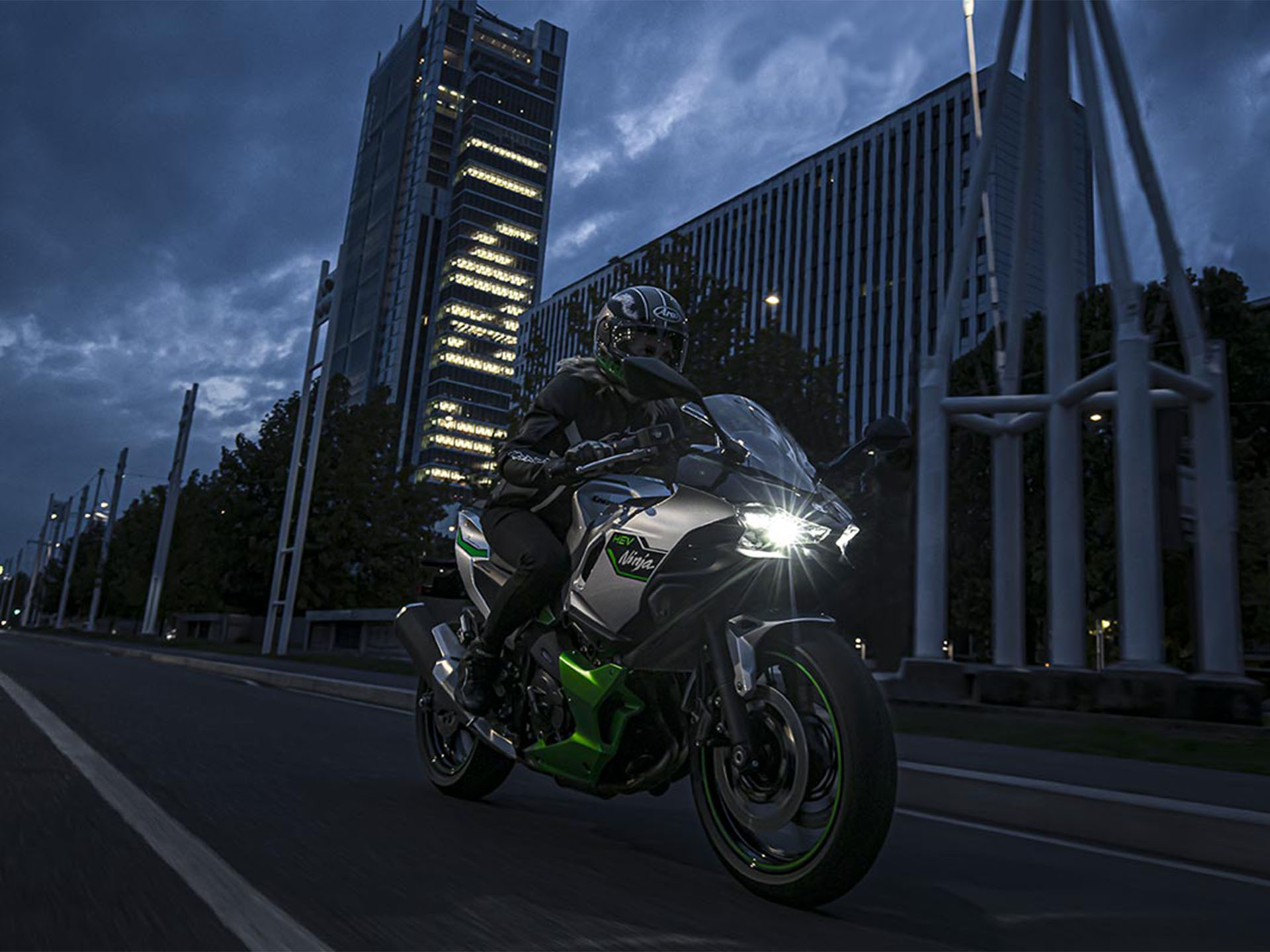 2024 Kawasaki Ninja 7 Hybrid ABS in Santa Maria, California - Photo 7