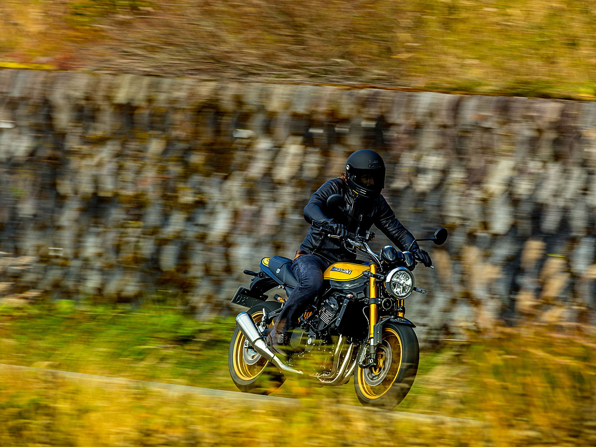 2024 Kawasaki Z900RS SE ABS in North Bend, Oregon - Photo 5