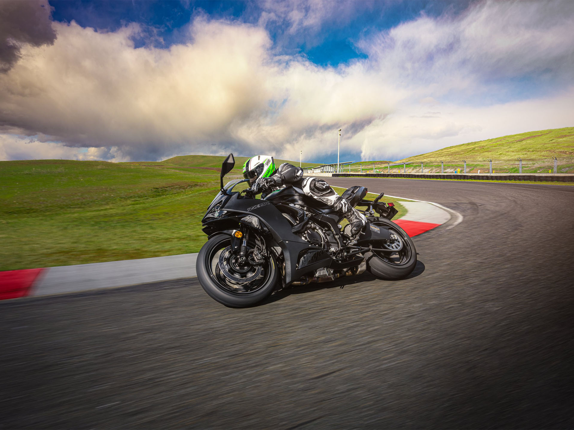 2024 Kawasaki Ninja ZX-6R in Topeka, Kansas - Photo 17