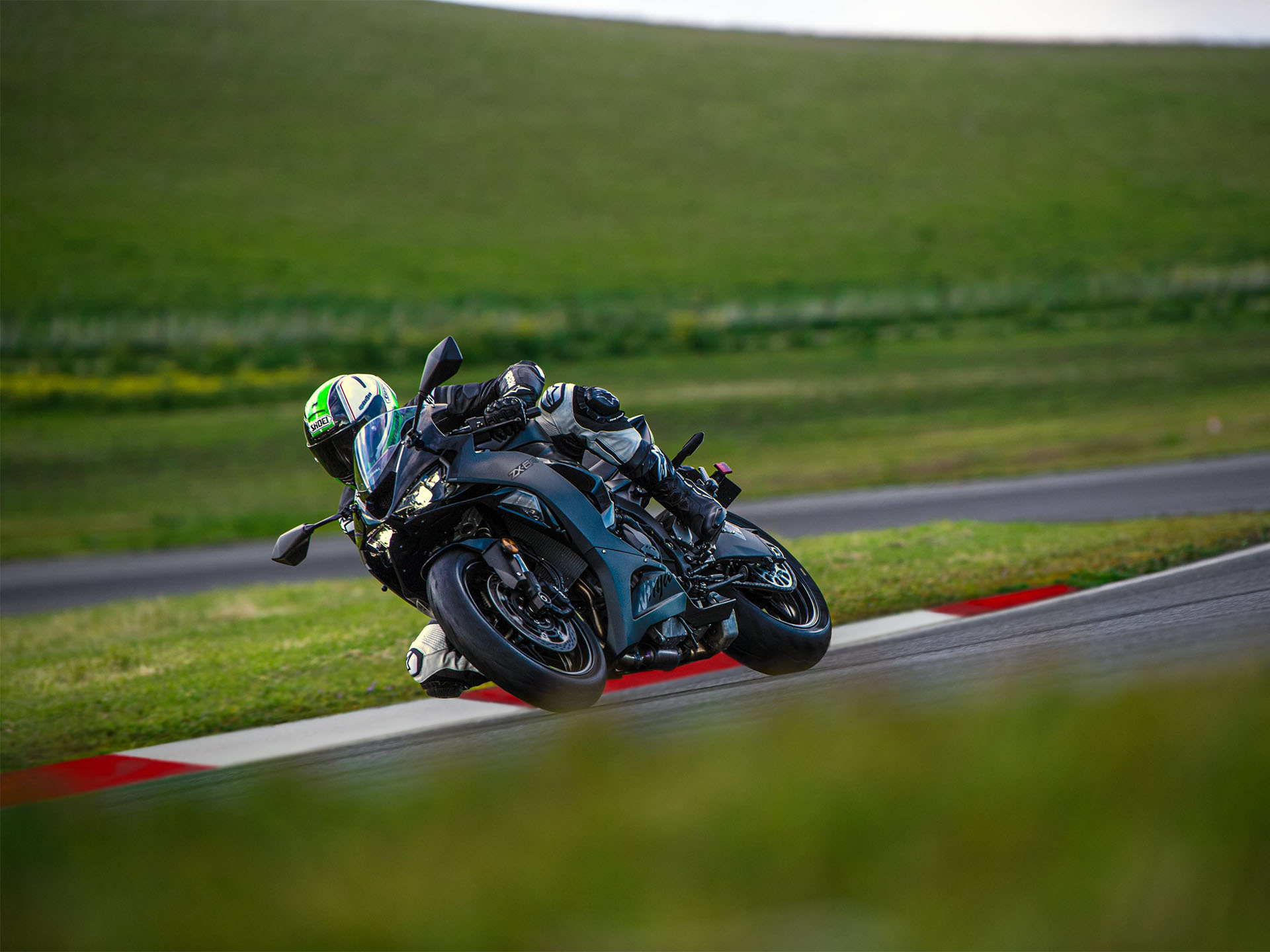 2024 Kawasaki Ninja ZX-6R in Topeka, Kansas - Photo 19