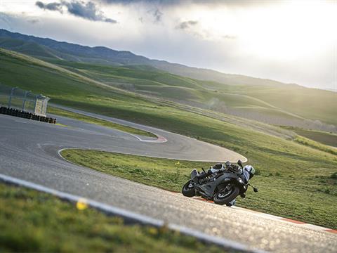 2024 Kawasaki Ninja ZX-6R in Topeka, Kansas - Photo 20