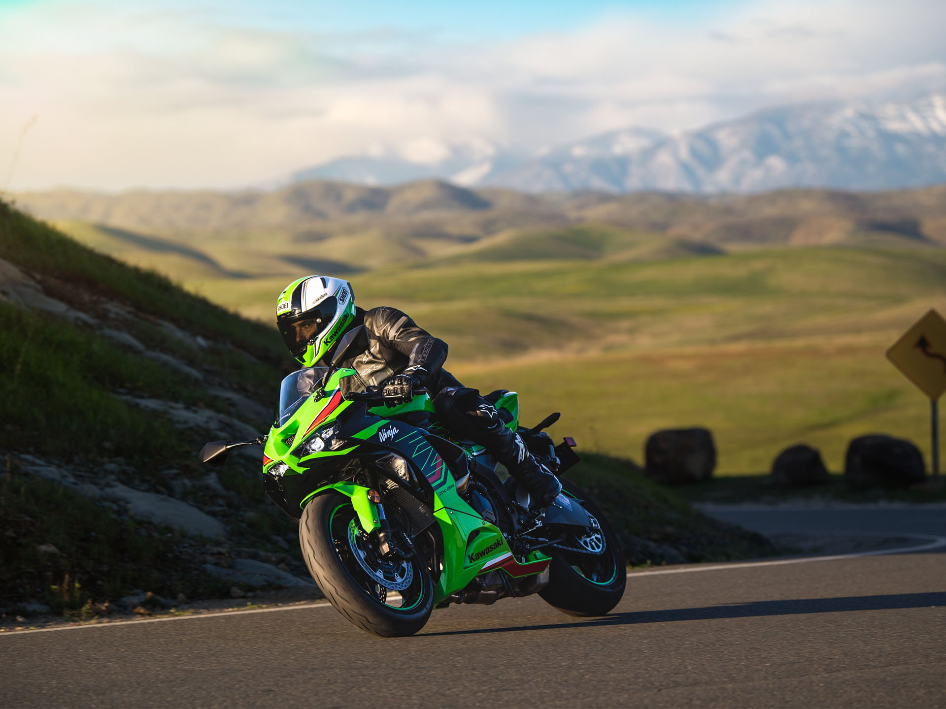 2024 Kawasaki Ninja ZX-6R KRT Edition in North Bend, Oregon - Photo 17