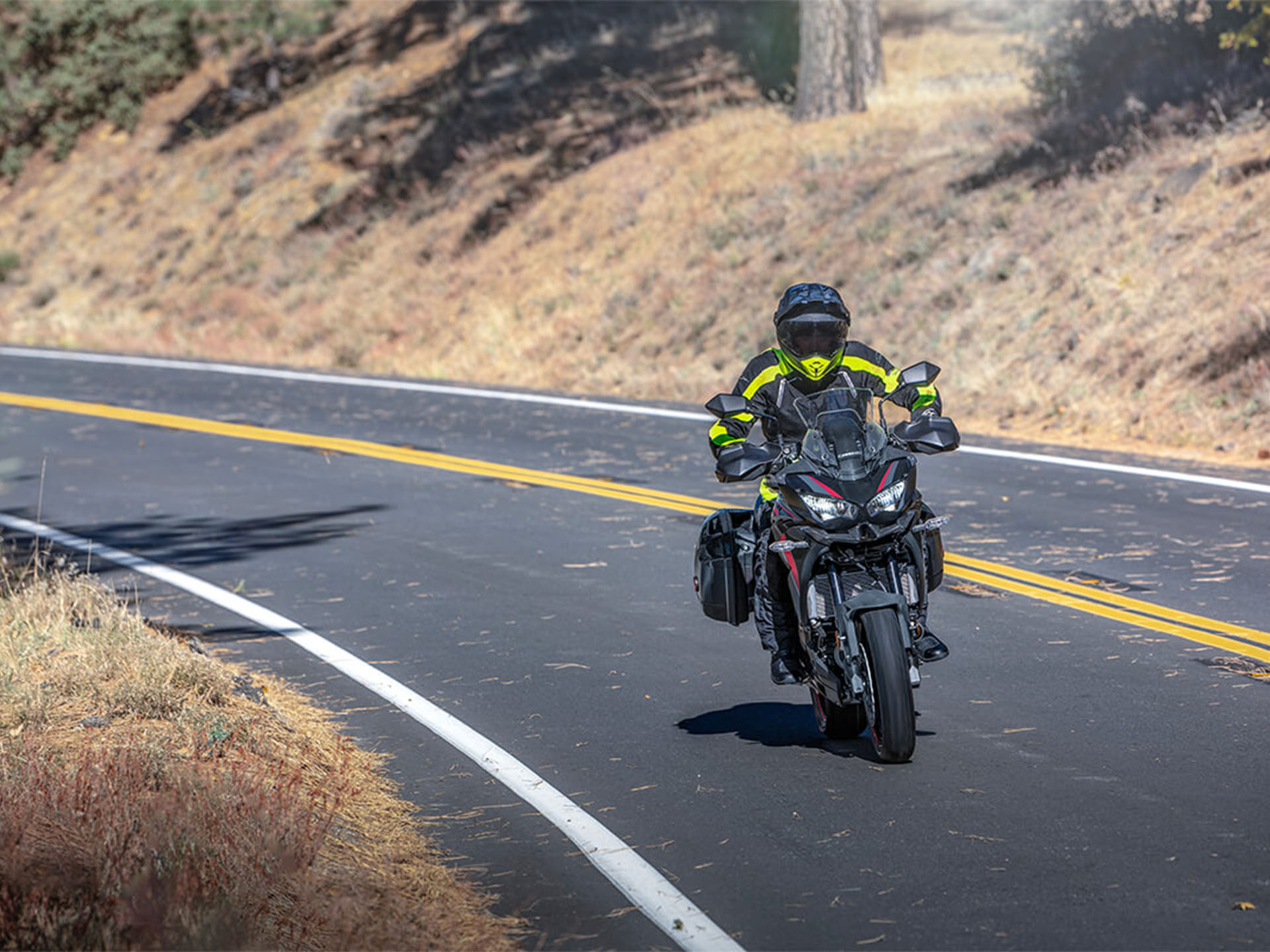 2024 Kawasaki Versys 650 LT ABS in Santa Maria, California - Photo 7