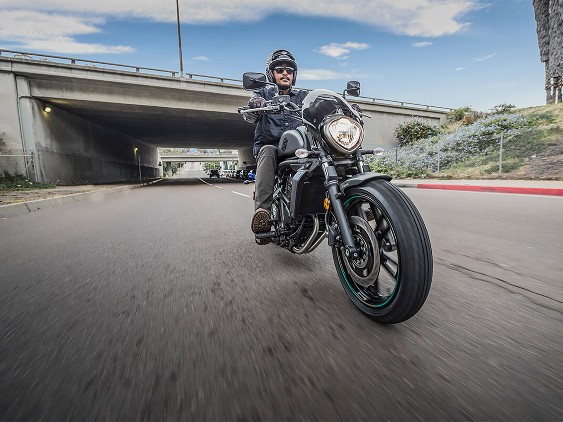 2025 Kawasaki Vulcan S Cafe ABS in Eugene, Oregon - Photo 4