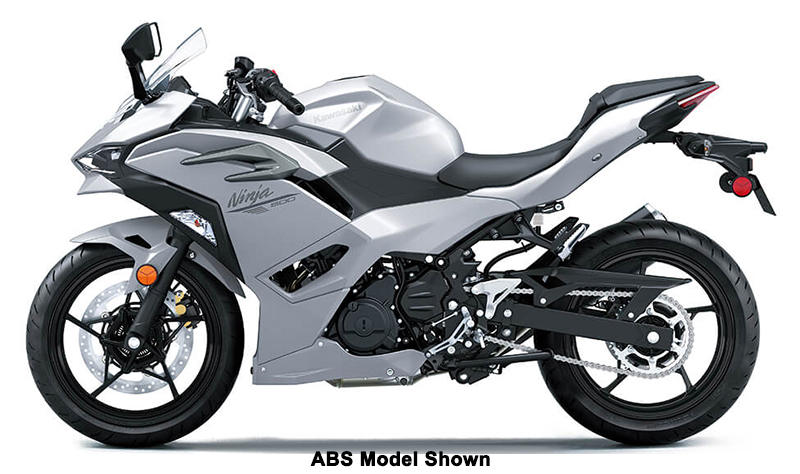 2025 Kawasaki Ninja 500 in Columbia, Missouri - Photo 2