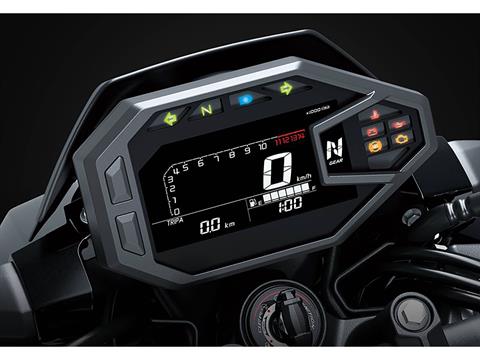 2025 Kawasaki Z500 ABS in Eugene, Oregon - Photo 5