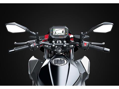 2025 Kawasaki Z500 ABS in Eugene, Oregon - Photo 6