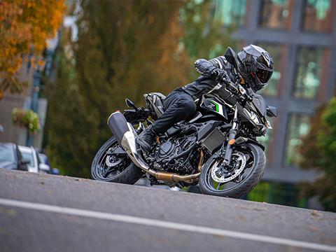 2025 Kawasaki Z500 ABS in Eugene, Oregon - Photo 12