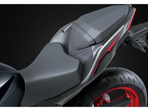 2025 Kawasaki Z500 SE ABS in Eugene, Oregon - Photo 9