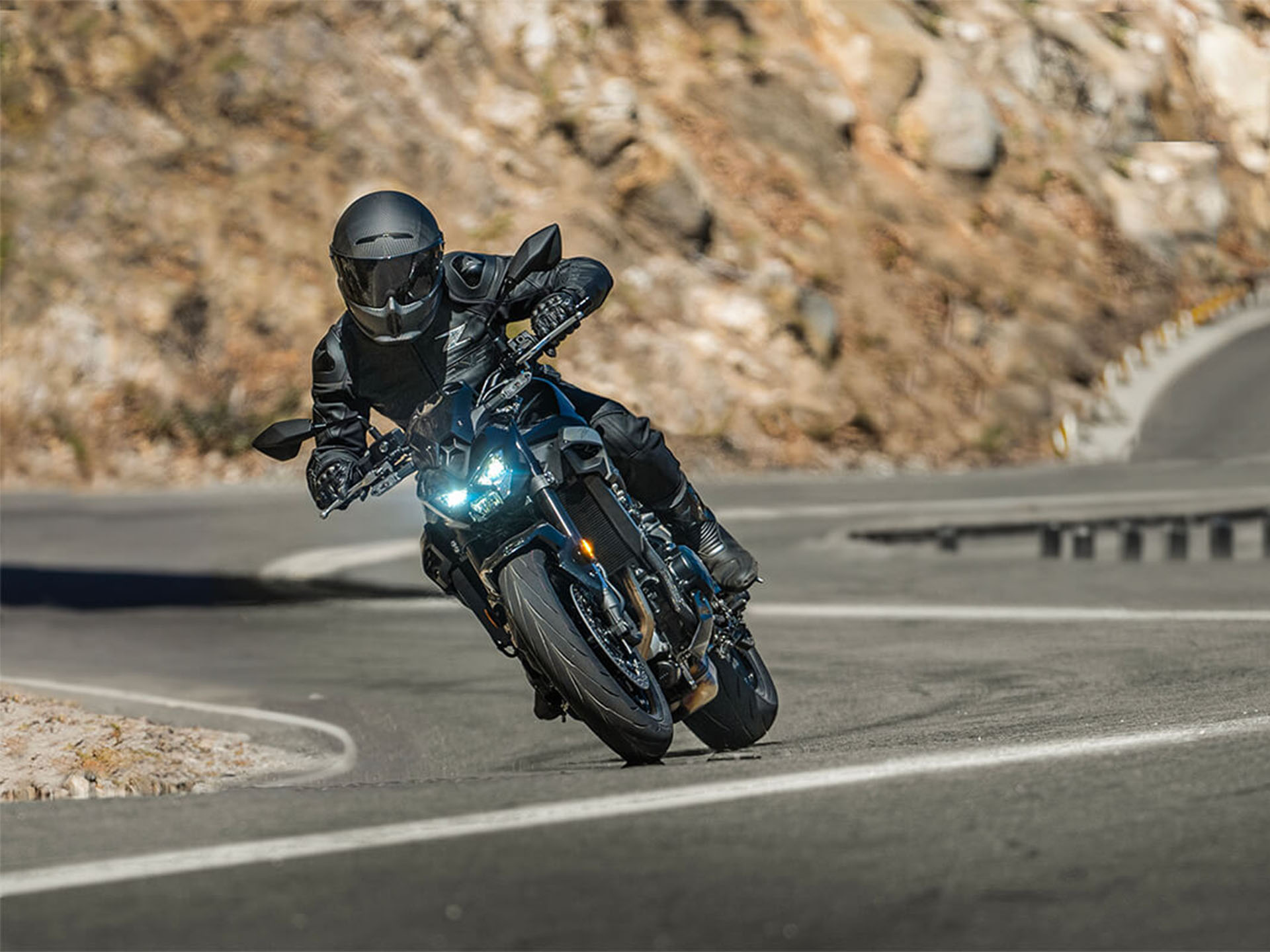 2025 Kawasaki Z900 ABS in Columbia, South Carolina - Photo 11