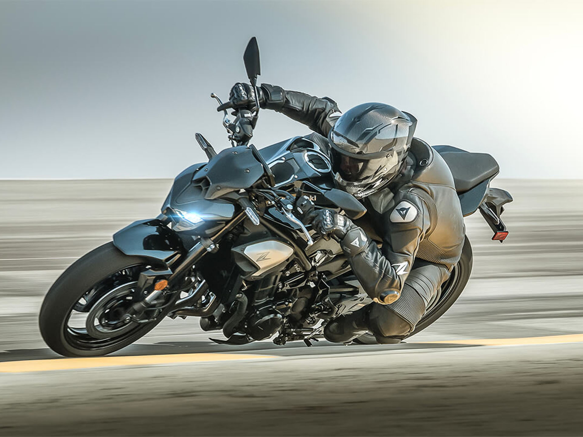 2025 Kawasaki Z900 ABS in Columbia, South Carolina - Photo 13