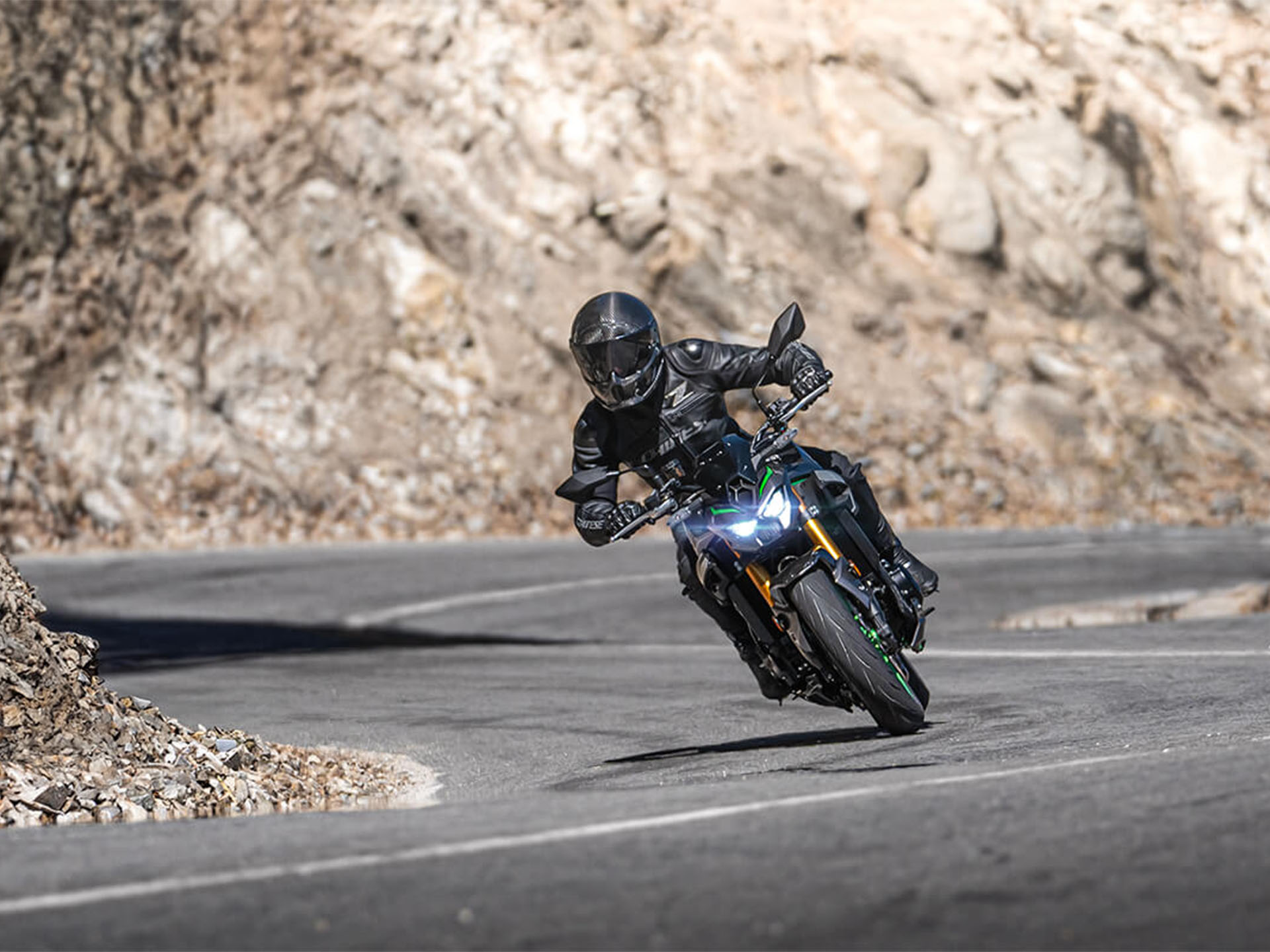 2025 Kawasaki Z900 SE ABS in Santa Maria, California - Photo 6