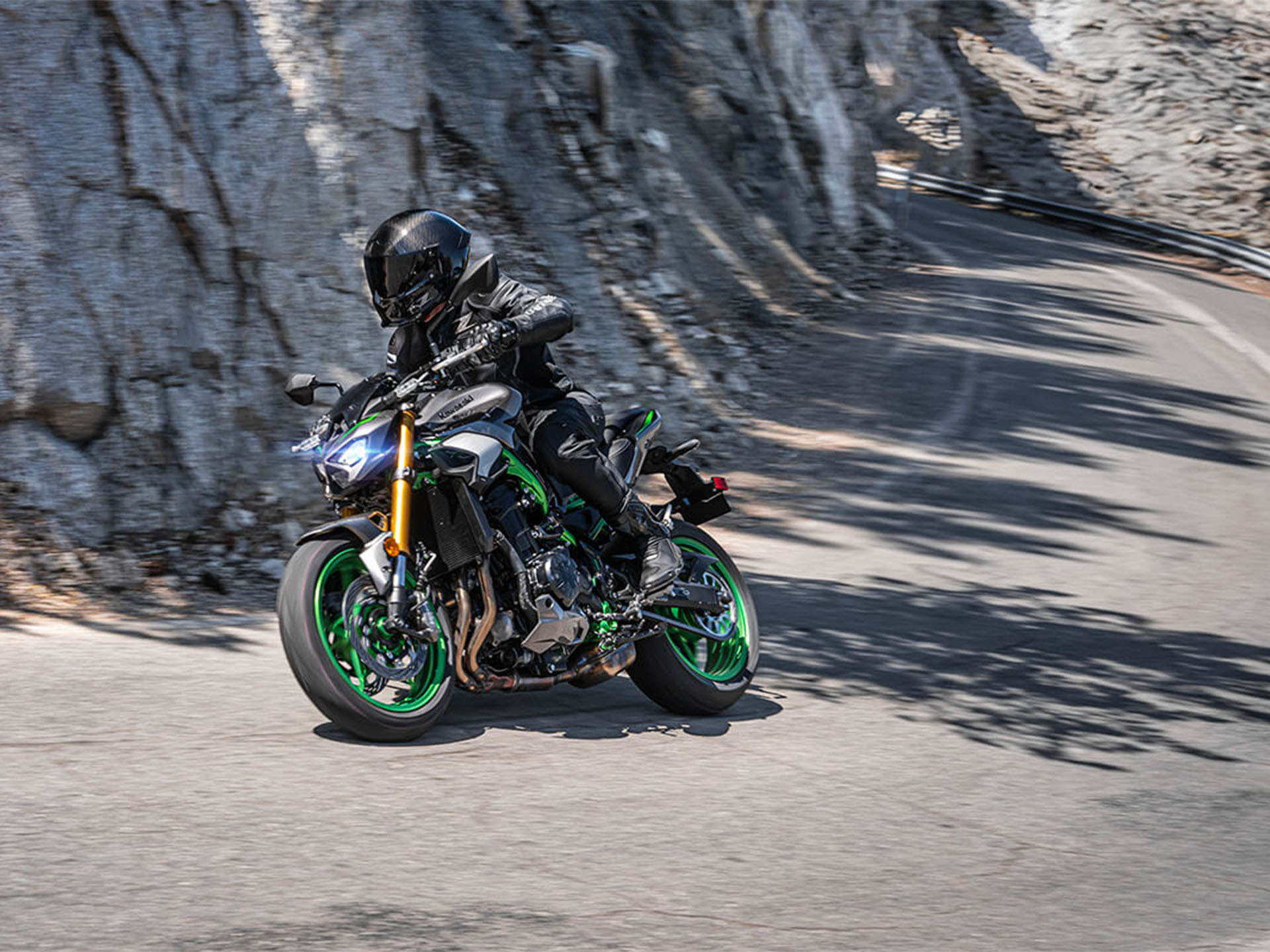 2025 Kawasaki Z900 SE ABS in Santa Maria, California - Photo 15